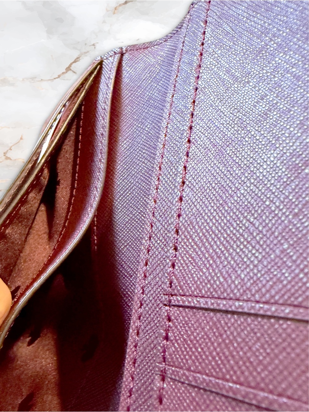 Kate Spade Grey Pebbled Large Slim Wallet with Burgundy Interor EUC with Tags - Picture 15 of 16